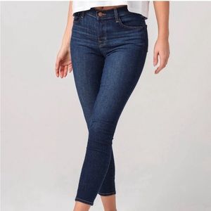 J Brand mid rise capri size 30